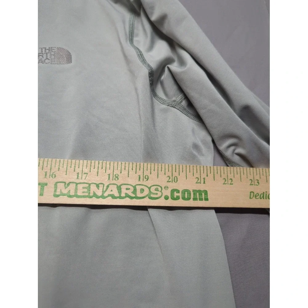 The North Face Mountain Athletics XL Gray Quarter Zip‎ FlashDry-XD Pullover Mens